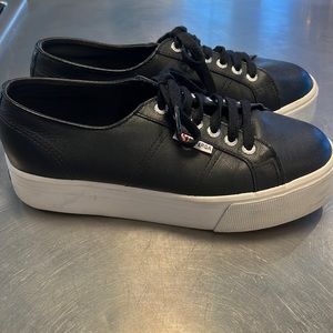 Superga 1.5” Black Leather Platform Sneaker Size 8.5